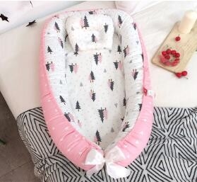 Solid Baby Bed Crib with Polyester Filling Comfortable and Durable