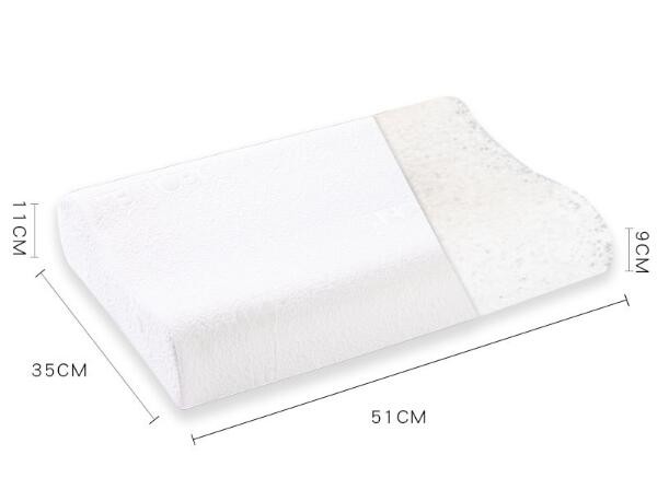 luxurious POE Pillow 1.5 Pounds Breathable 18 X 18 X 4 Inches